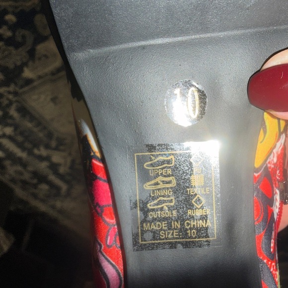 AZALEA WANG Graffiti Pop Art Red Patent Chunky Heel Lace Up Combat Boots  sz 10 - Picture 6 of 7